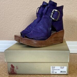 AS98 Wedge
